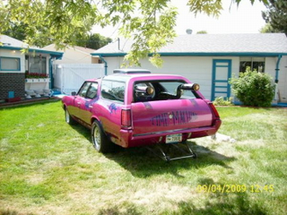 Illustration for article titled Here’s A Mid-Engine Olds Vista Cruiser for $13,000